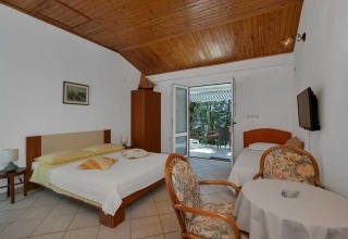 Studio Martina (Zastražišće)