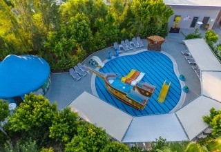 Sunmelia Beach Resort