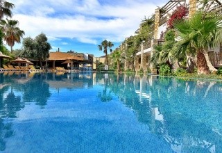 Ayaz Aqua