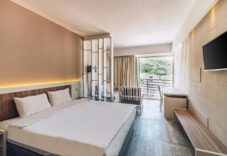 Carine Hotel Delfin (Bijela)