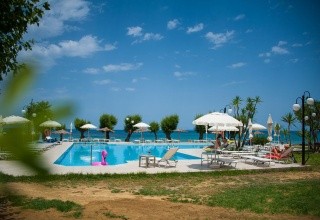 Mimoza Beach