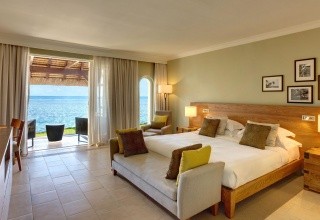 Outrigger Maurtius Beach Resort