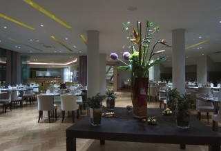 Plaza Resort