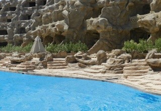 Caves Beach Resort Hurghada