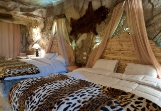 Caves Beach Resort Hurghada