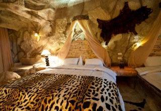 Caves Beach Resort Hurghada
