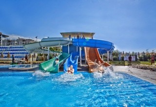 MC Beach Resort