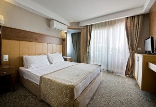 MC Beach Resort