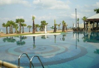 Ravindra Beach Resort & Spa