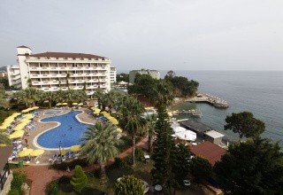 Aska Bayview Resort (ex. Aska Buse)