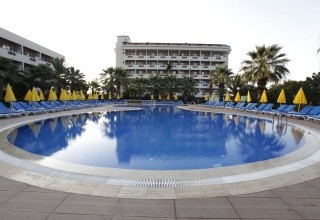 Aska Bayview Resort (ex. Aska Buse)