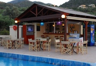 Elpis Studios & Apts