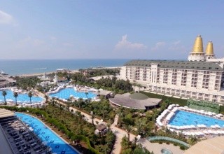 Delphin Imperial