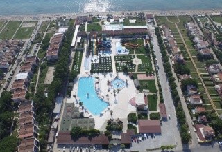 Risus Aqua Beach