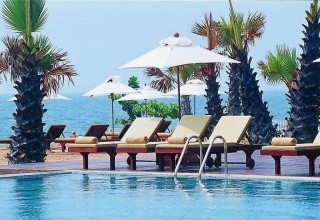 Ravindra Beach Resort & Spa