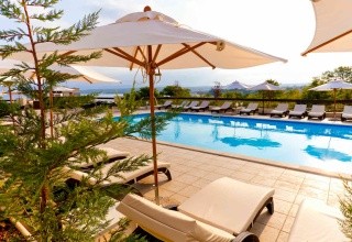 Blue Waves Resort