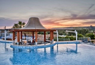 Seabank Resort & Spa