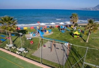 Kiani Beach Resort