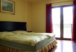 Dam Hotel