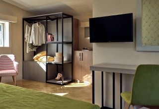 Koukounaria & Suites