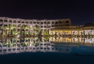 Novastar Khayam Garden Beach Resort & Spa