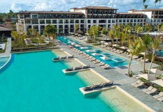 Lopesan Costa Bavaro Resort Spa & Casino