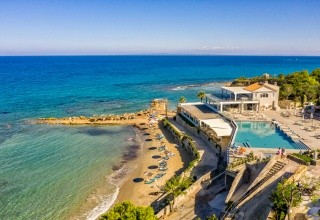Alexandra Beach Resort & Spa