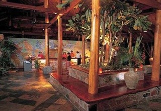 Coral Bay Resort