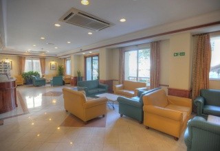 Plaza & Plaza Regency