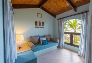 Coco De Mer & The Black Parrot Suites