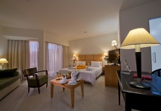 Minos Hotel