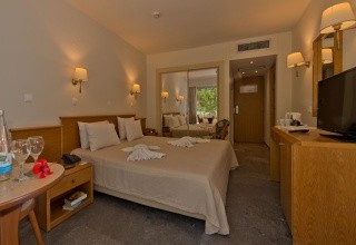 Minos Hotel