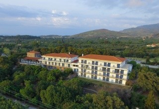 Delfinia Hotel & Bungalows