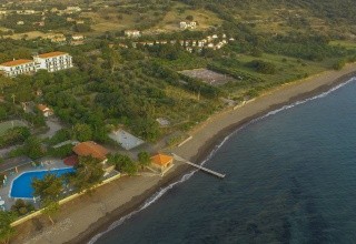 Delfinia Hotel & Bungalows