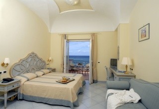 Tritone Terme
