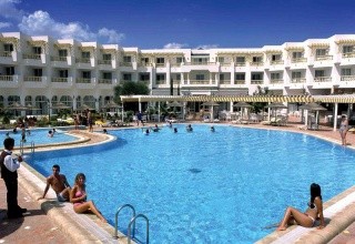 Houda Yasmine Hammamet