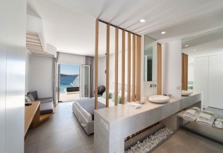 Paros Agnanti