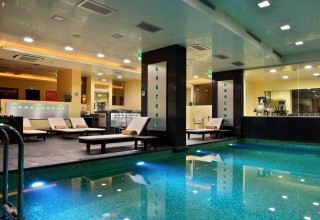 Royal Paradise