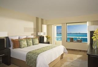 Dreams Sands Cancun Resort & Spa