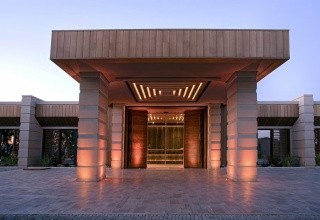 Caresse, a Luxury Collection Resort & Spa