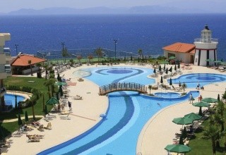 Sealight Resort