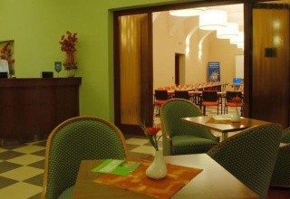 EA Hotel DownTown