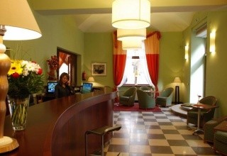 EA Hotel DownTown