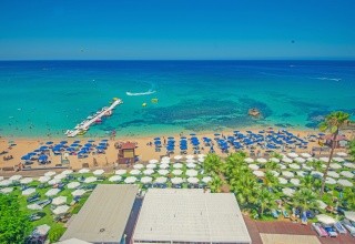 Silver Sands Beach