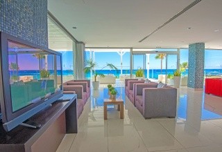 Silver Sands Beach