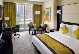 Movenpick Jumeirah Lakes Towers