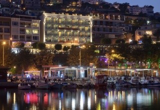 Numa Port