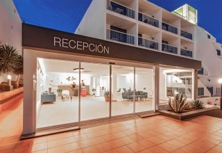 Ereza Apartamentos Los Hibiscos