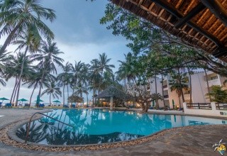 Bamburi Beach