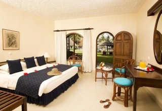 Neptune Paradise Beach Resort & Spa